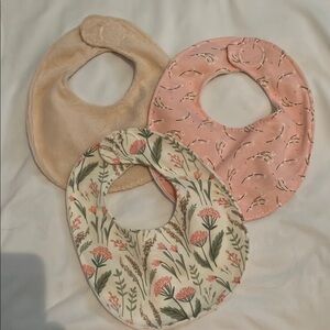 3 pack of bibs NWOT